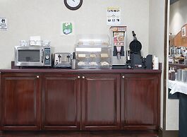 Evergreen Inn and Suites