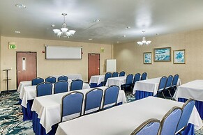 Evergreen Inn and Suites