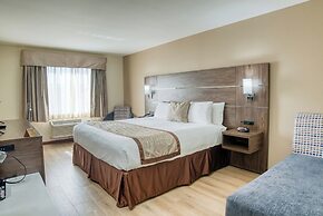 Evergreen Inn and Suites
