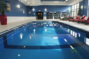 Four Points by Sheraton Winnipeg South