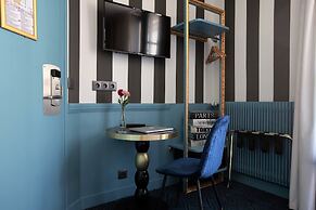 Hotel du Théâtre by Patrick Hayat