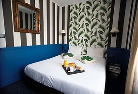 Hotel du Théâtre by Patrick Hayat