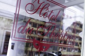 Hotel du Théâtre by Patrick Hayat