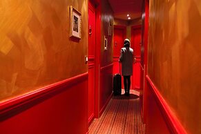 Hotel du Théâtre by Patrick Hayat