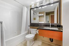Best Western Plus Mission City Lodge