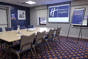 Holiday Inn Express Perth, an IHG Hotel
