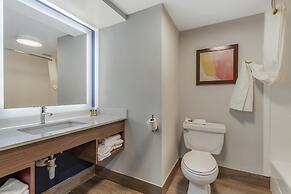 Best Western Plus Lexington Inn
