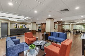 Best Western Plus Lexington Inn