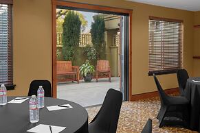 Larkspur Landing Extended Stay Suites Renton