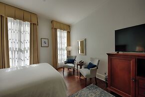 voco St. James by IHG