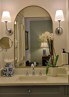 voco St. James by IHG