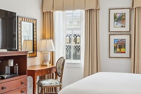 voco St. James by IHG