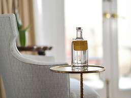 voco St. James by IHG