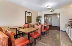 Extended Stay America Suites Norwalk Stamford
