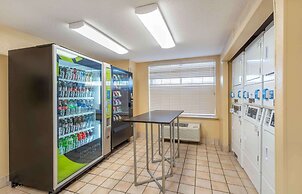 Extended Stay America Select Suites Chicago Lombard Oakbrook