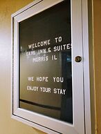 Days Inn & Suites by Wyndham of Morris