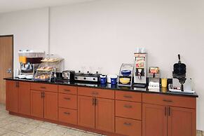 Days Inn & Suites by Wyndham of Morris