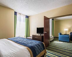 Comfort Inn & Suites Lantana - West Palm Beach South
