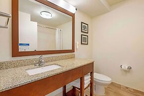 Comfort Suites Downtown