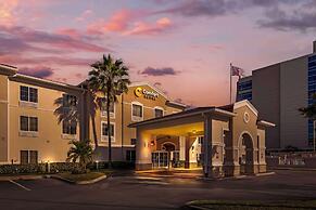 Comfort Suites Downtown