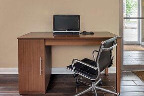 Comfort Inn Muscatine near Hwy 61