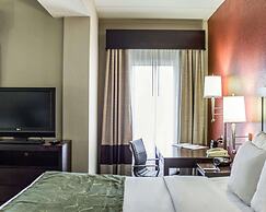 Comfort Suites Regency Park