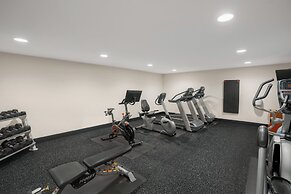 Holiday Inn Express & Suites Hayward by IHG