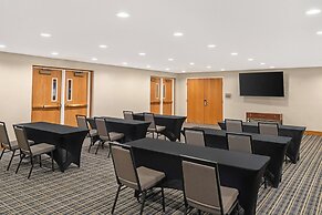 Holiday Inn Express & Suites Hayward by IHG