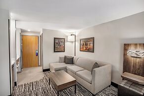 Holiday Inn Express & Suites Hayward by IHG