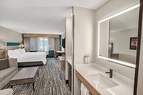 Holiday Inn Express & Suites Hayward by IHG