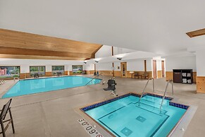 Holiday Inn Express & Suites Hayward by IHG