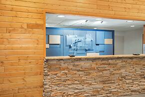 Holiday Inn Express & Suites Hayward by IHG