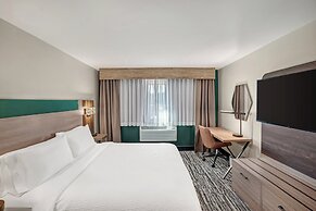 Holiday Inn Express & Suites Hayward by IHG