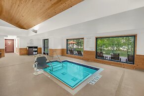 Holiday Inn Express & Suites Hayward by IHG