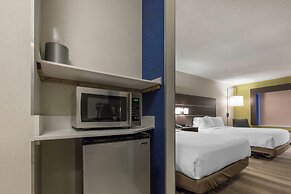 Holiday Inn Express & Suites Chicago West - St Charles by IHG
