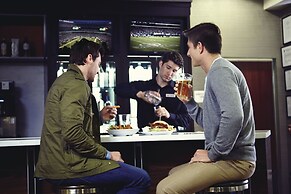 Courtyard Suwanee by Marriott