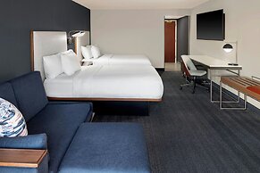 Courtyard by Marriott Cleveland Airport South