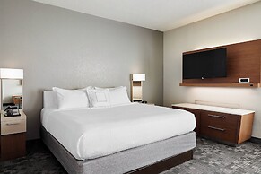 Courtyard by Marriott Milwaukee Downtown