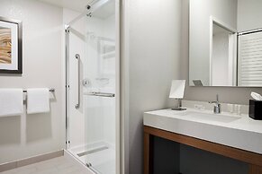 Courtyard by Marriott Milwaukee Downtown