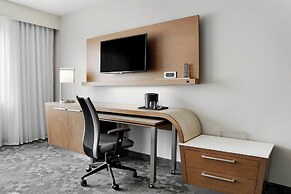 Courtyard by Marriott Milwaukee Downtown