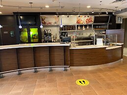 Courtyard by Marriott Raynham