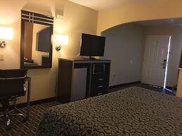 Days Inn & Suites by Wyndham Houston North/Spring