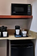 Fairfield Inn & Suites by Marriott Detroit Livonia