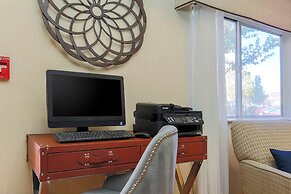 Fairfield Inn by Marriott Tracy