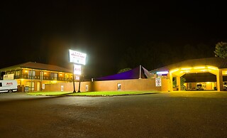 Advance Motel