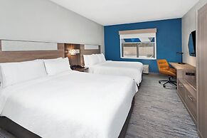 Holiday Inn Express Cleveland Airport - Brookpark by IHG