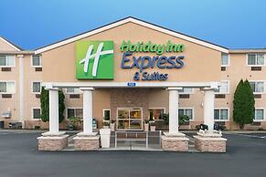 Holiday Inn Express & Suites Burlington, an IHG Hotel