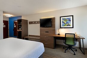 Holiday Inn Express Hotel & Suites Milton East I-10, an IHG Hotel