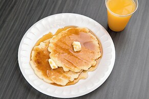 Holiday Inn Express Hotel & Suites Milton East I-10 by IHG