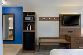Holiday Inn Express Hotel & Suites Milton East I-10 by IHG